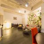 아파트 Retromirabeau 