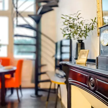 דירה Duplex De Charme Xviiiᵉ - Terrasse Privee - Centre Historique - Halles Gare - Tout A Pied - Retromirabeau Le Jacobin נרבון